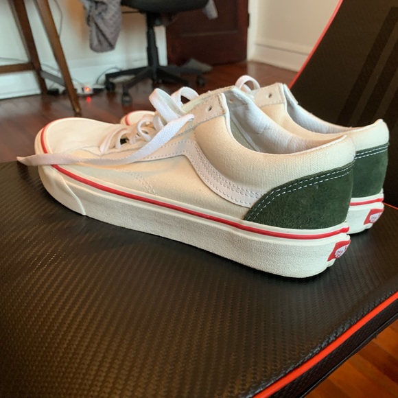 Vans Old Skool Sneakers - Picture 2 of 4